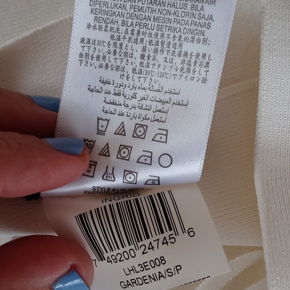 Women's BCBG Max Azria Small White bandage fabric skirt - Picture 9 of 9